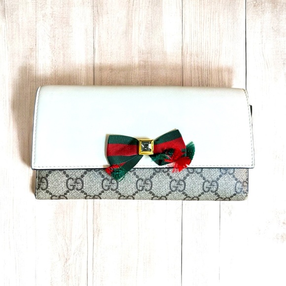 Gucci Handbags - Gucci GG Supreme Continental Wallet in white, tan and red & green bow